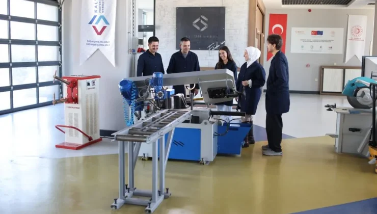 HKÜ yeni ön lisans ve lisans programlarıyla büyümeye devam ediyor