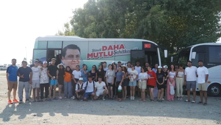 ŞEHİTKAMİL’DEN ÖĞRENCİLERE DENİZ TATİLİ
