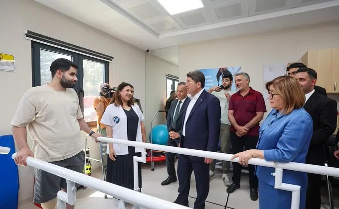 BAKAN TUNÇ: AİLE AKADEMİSİ ÖRNEK BİR UYGULAMA, TÜM TÜRKİYE’YE YAYILMALI