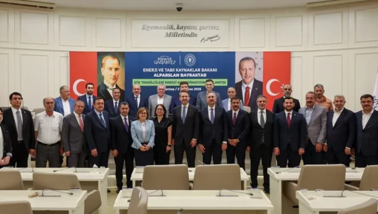 BAKAN BAYRAKTAR BAŞKAN FATMA ŞAHİN’İN DAVETİ ÜZERİNE GAZİANTEP’E GELDİ