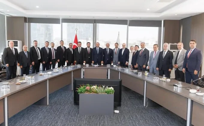 Gaziantep MÜSİAD’dan genel merkeze ziyaret