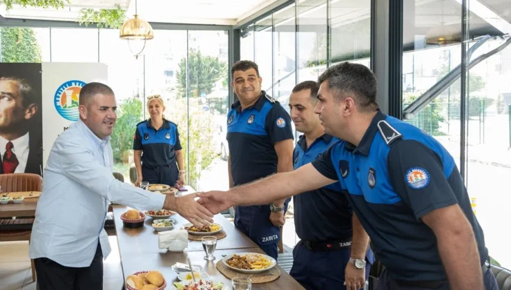 BAŞKAN TUNCER BELEDİYE ZABITALARI İLE BİR ARAYA GELDİ