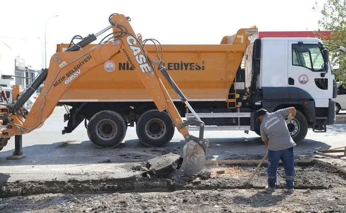 Nizip Belediyesi’nden Sanayi Sitesinde Menfez Yenileme Çalışması