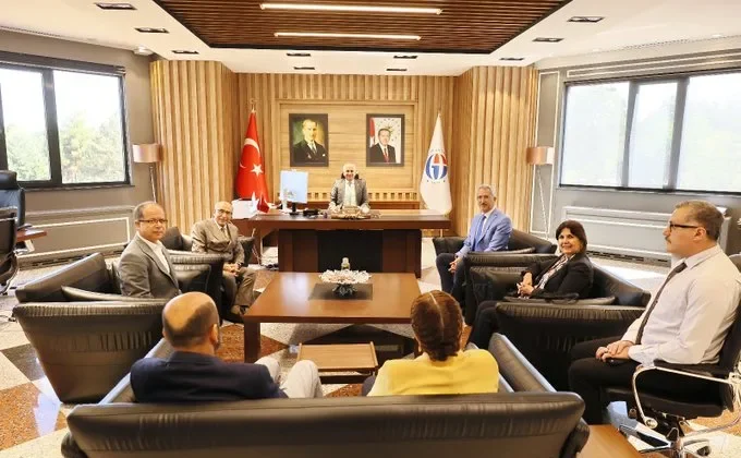 GAZİANTEP KENT KONSEYİ’NDEN GAÜN REKTÖRÜ DOĞAN’A ZİYARET