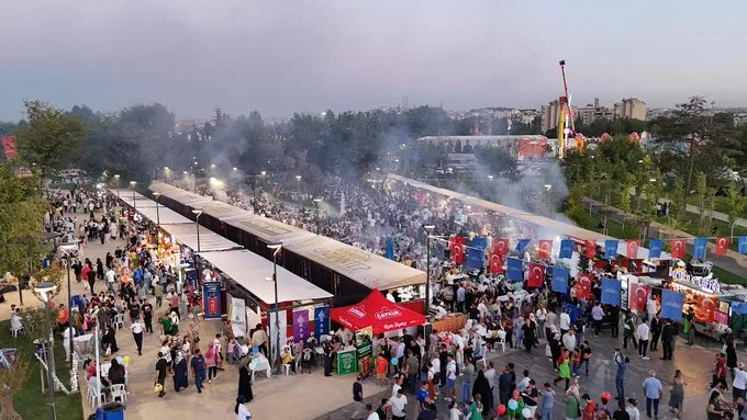 FESTİVAL 2 MİLYON KİŞİYİ AĞIRLADI