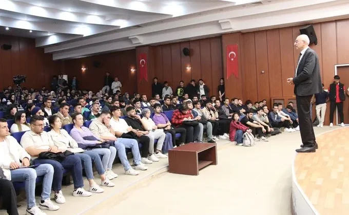 GAÜN NACİ TOPÇUOĞLU MYO’DA TANIŞMA TOPLANTISI GERÇEKLEŞTİRİLDİ