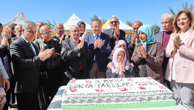 DÜNYA YAŞLILAR GÜNÜ’NDE, GAÜN’DEN ANLAMLI ETKİNLİK