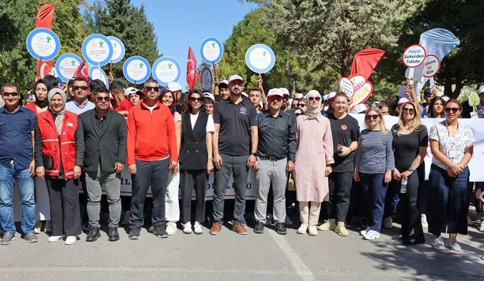 GAÜN’DE SAĞLIK İÇİN ADIM AT YÜRÜYÜŞ ETKİNLİĞİ