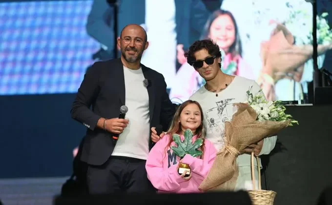 YEDİ GÜN YEDİ GECE SÜREN 21 . İNCİR FESTİVALİNDE GERMENCİKLİLER EĞLENCEYE DOYDU