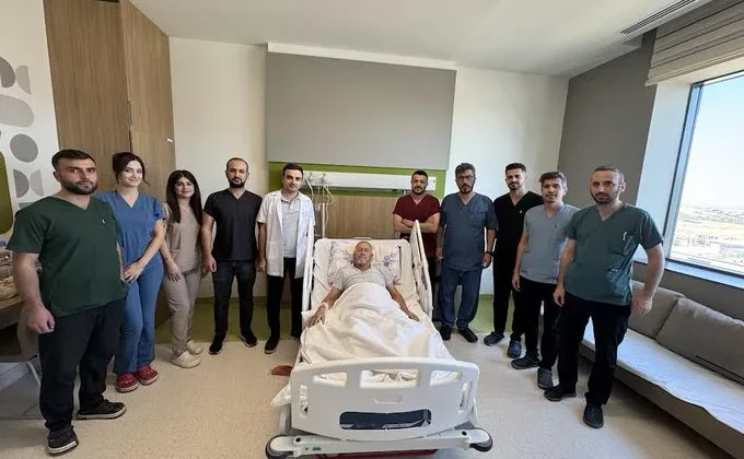 Kapalı Yöntemle Prostat Kanseri Ameliyatı: Gaziantep Şehir Hastanesinden Bir İlk Daha