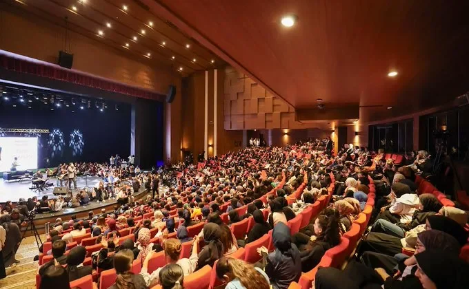 MEDENİYET SÖYLEŞİLERİ’NİN KONUĞU YEŞİLAY GENEL BAŞKANI DOÇ. DR. MEHMET DİNÇ OLDU