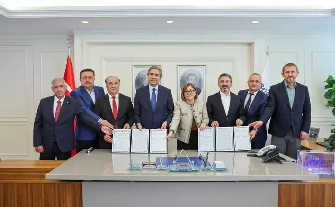 Depremden etkilenen Ampute bireyler için ortez-protez, mesleki eğitim ve istihdam destek protokolü imzalandı