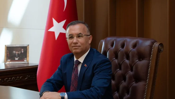 Vali Kemal Çeber’den 29 Ekim Cumhuriyet Bayramı Mesajı