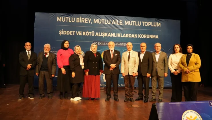 “Gaziantep’te ‘Mutlu Toplum Paneli’ne Yoğun İlgi”