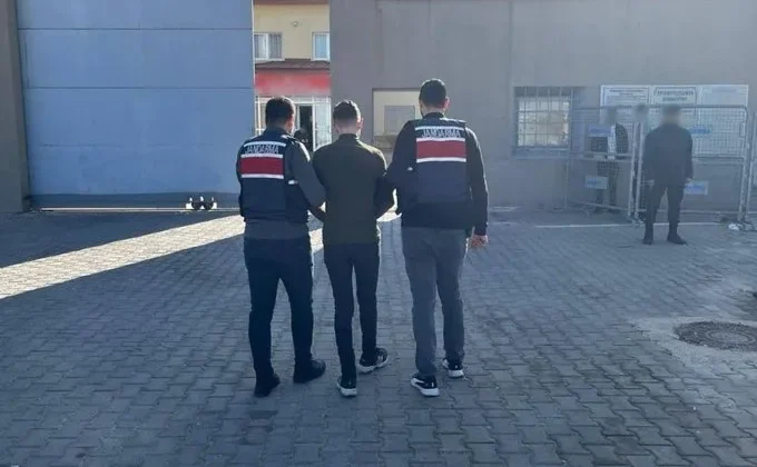 Hırsızlık suçundan kesinleşmiş cezayla aranan şahıs yakalandı