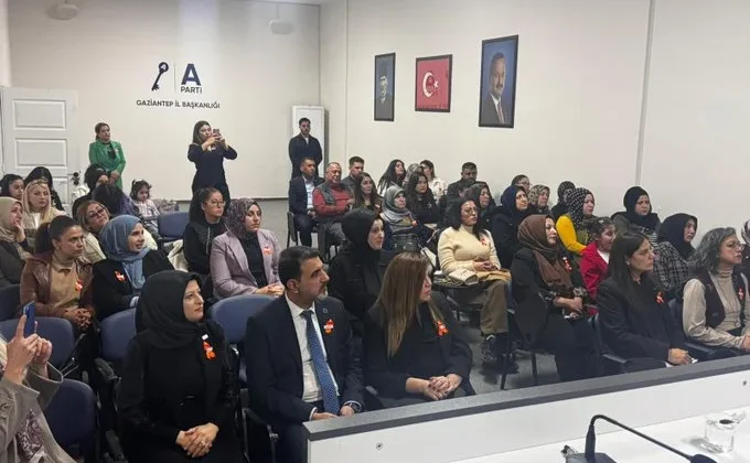 Gaziantep’te 25 Kasım Sempozyumu ve Panel Programına Anahtar Parti’den Damga: “Kadının Onuru Milletin Onurudur”