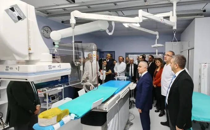 GAÜN HASTANESİ’NDE BİPLAN ANJİYOGRAFİ CİHAZI HİZMETE ALINDI