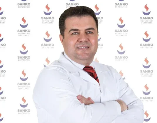 Doç. Dr. Tanrıverdi: “HIV, tüm yaş gruplarında enfeksiyona neden olan bir virüstür”