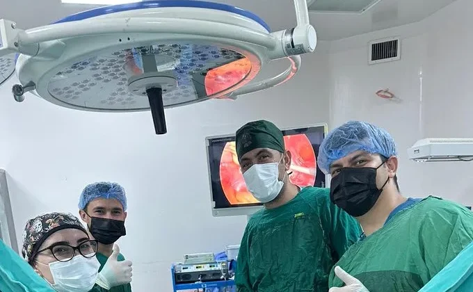İslahiye Devlet Hastanesi’nde Bir İlk: Kapalı Yöntemle Sarkma Ameliyatı Başarıyla Yapıldı