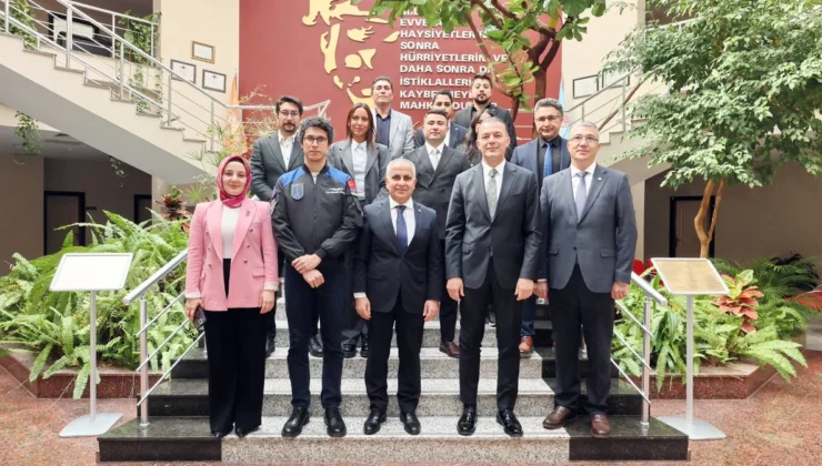 TÜRKİYE UZAY AJANSI BAŞKANI GAÜN REKTÖRÜ DOĞAN’I ZİYARET ETTİ