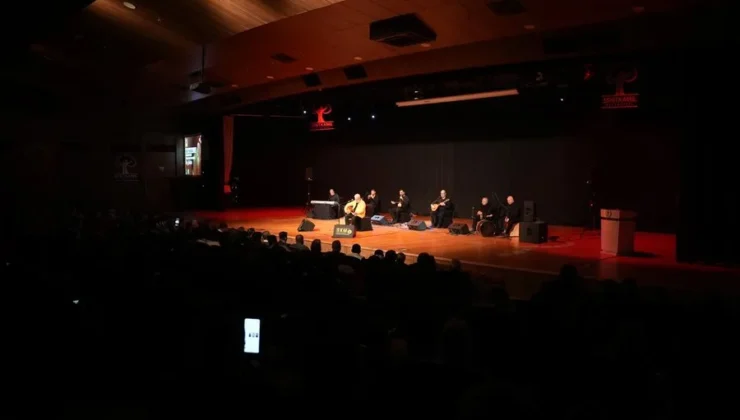 ŞEHİTKAMİL’DE 25 ARALIK COŞKUSU KAHRAMANLIK TÜRKÜLERİYLE TAÇLANDI