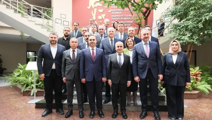 GAZİANTEP ÜNİVERSİTESİ’NE BAKAN KACIR’DAN ZİYARET