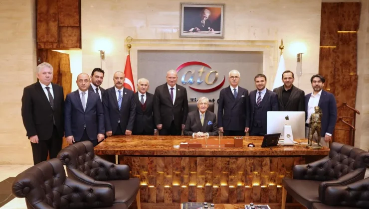 ATO BAŞKANI BARAN, KOÇ HOLDİNG ŞEREF BAŞKANI RAHMİ M. KOÇ VE SEMAHAT ARSEL’İ KONUK ETTİ.