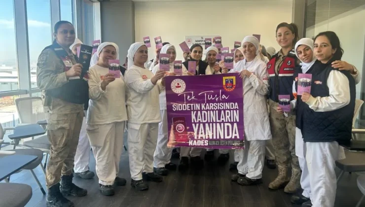 Jandarma ekipleri 2025 yılında KADES uygulamasını tanıttı