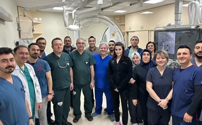GAÜN Hastanesi’nde Bölge İçin Bir İlk: Ameliyatsız Mitral Kapak Tamiri