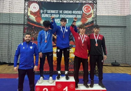 Şahinbey Belediye Spor, U17 güreşte grup şampiyonu