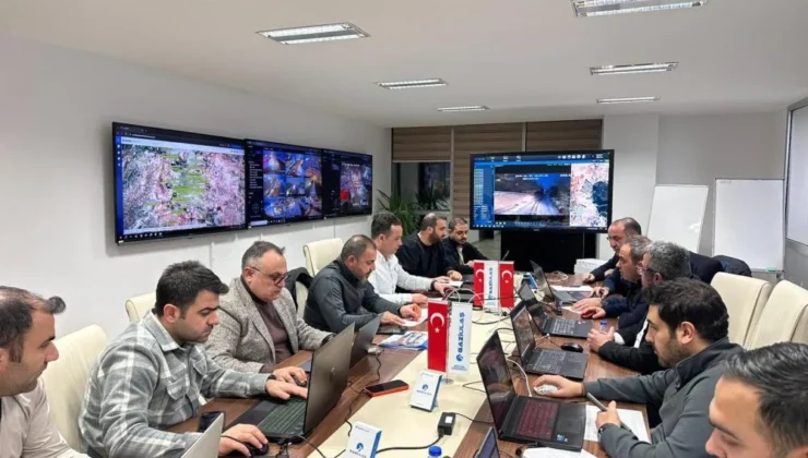 Gaziantep’te karla mücadele çalışmaları aralıksız devam ediyor