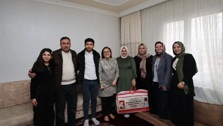 BAŞKAN ŞAHİN, “BİR UMUT BİR CAN” PROJESİ’NDEN YARARLANAN ÇİFTİ ZİYARET ETTİ