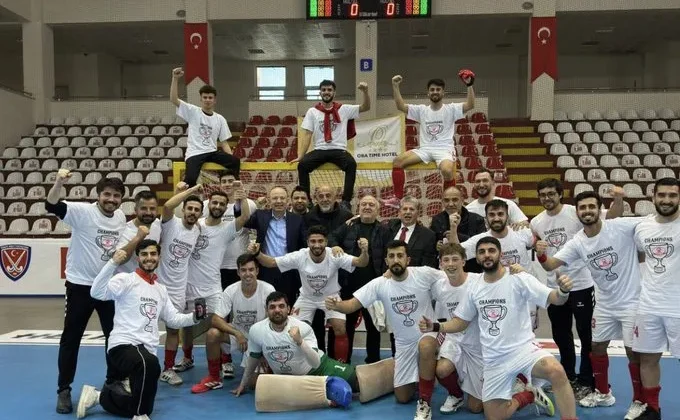 Volkan Group Türkiye Şampiyonluk Kupasını Deprem Şehitleri Anısına Kaldırdı