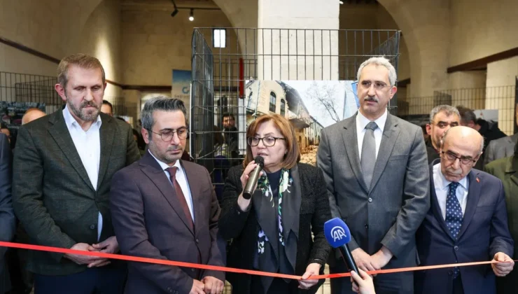 Gaziantep Kent Konseyi, “Asrın Felaketi”nin 3. Yılı Fotoğraf Sergisi açıldı