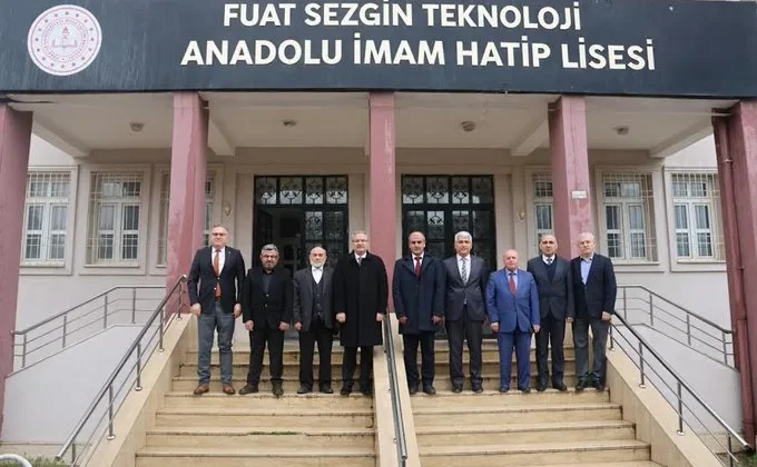 GAZİANTEP’TEN GELECEĞE DEV ADIM: TEKNOLOJİ ODAKLI YENİ NESİL OKUL YÜKSELİYOR!