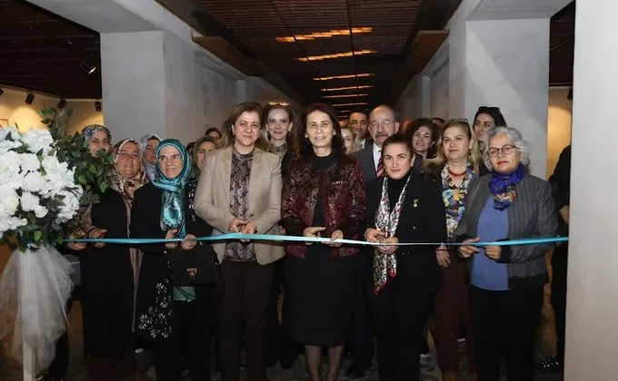 “19. ASIRDA OSMANLI COĞRAFYASINDA KADIN” SERGİSİ ZİYARETE AÇILDI