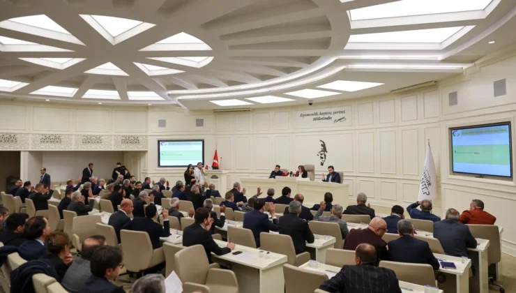 BÜYÜKŞEHİR MECLİSİ’NDE BAKAN TEKİN’E PAYE, ÇİFTÇİYE DESTEK!