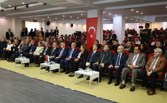 GİBTÜ’de “Mehmet Akif ve Çanakkale Ruhu” Konferansı Gerçekleştirildi