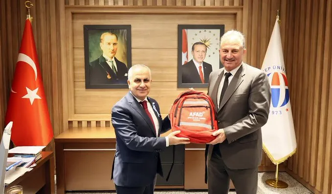 AFAD GAZİANTEP İL MÜDÜRÜ COŞKUN’DAN REKTÖR DOĞAN’A ZİYARET