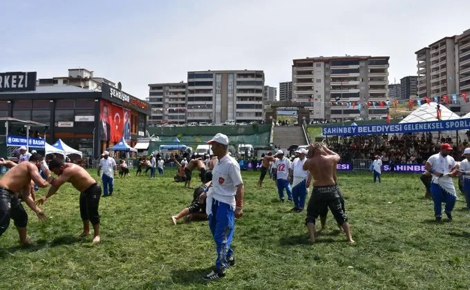 ŞAHİNBEY ER MEYDANI’NIN ŞAMPİYONU MUSTAFA TAŞ OLDU