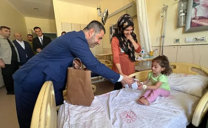 AK PARTİ GAZİANTEP MİLLETVEKİLİ BÜNYAMİN BOZGEYİK: 23 NİSAN ÇOCUKLARIMIZIN UMUDUNUN SEMBOLÜDÜR