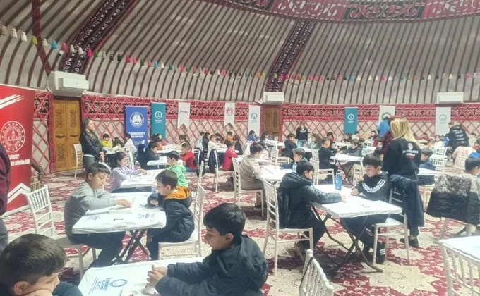 Çocuklar 23 Nisan’ı Şahinbey’de kutladı