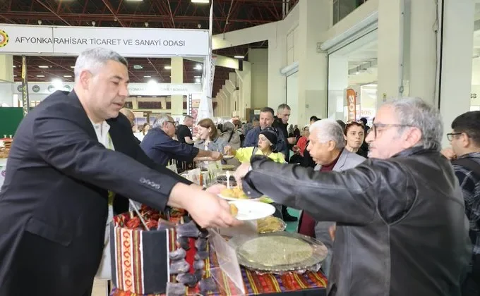 GAZİANTEP’İN 109 COĞRAFİ İŞARETLİ ÜRÜNÜ YÖREX’TE GÖVDE GÖSTERİSİ YAPTI