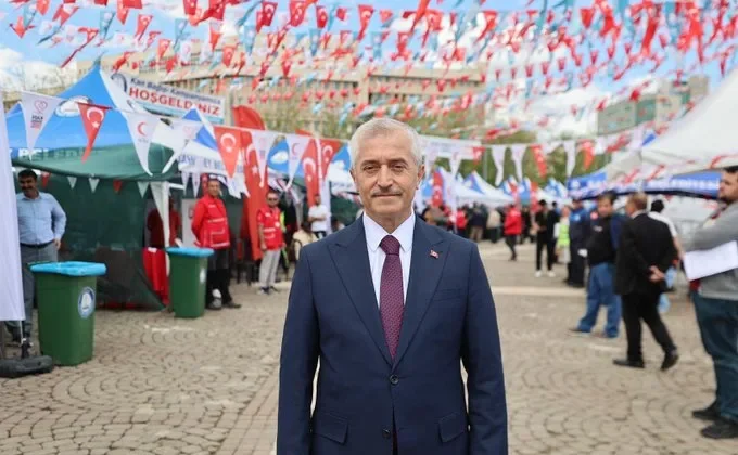 ŞAHİNBEY BELEDİYESİ’NDEN YENİ REKOR: 21.935 ÜNİTE KAN BAĞIŞI