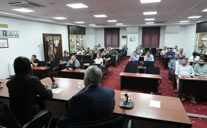 NİZİP’TE EĞİTİM VE DEĞERLER BULUŞMASI: GENÇLER “TEMEL DİNİ BİLGİLER” İÇİN YARIŞIYOR!
