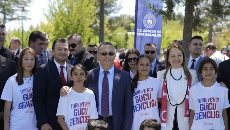 Gaziantep’te bayram coşkusu renkli görüntülere sahne oldu