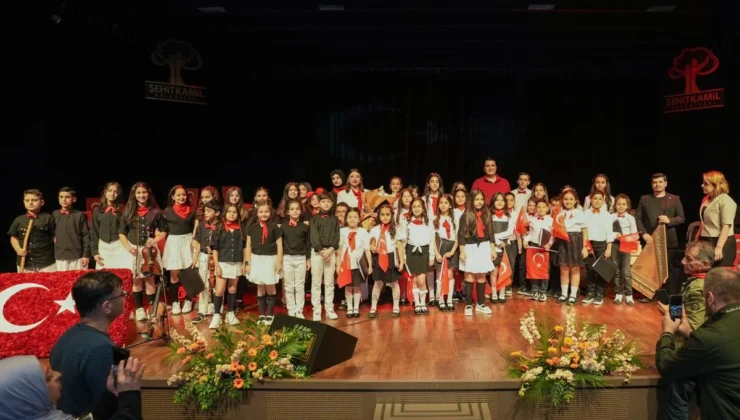 ŞEHİTKAMİL ÇOCUK ORKESTRASI’NDAN 19 MAYIS’A MUHTEŞEM KONSER