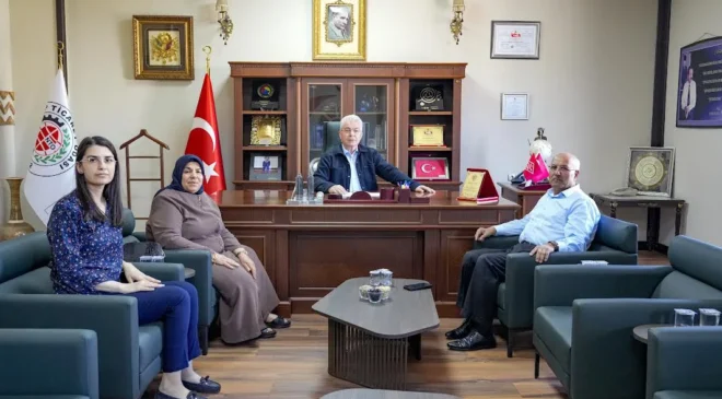 HACI RABİA KOYUNCU VE ABDULLAH KOYUNCU’DAN NTOBAŞKANIMIZ MEHMET ÖZYURT’A ANLAMLI ZİYARET
