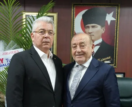 Mehmet Özyurt’tan Ünal Akdoğan’a Hayırlı Olsun Ziyareti