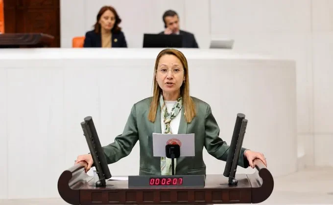 Bakbak: Türkiye, İklim Değişikliğiyle Mücadelede Dünyaya Örnek Bir Model Sunmaktadır